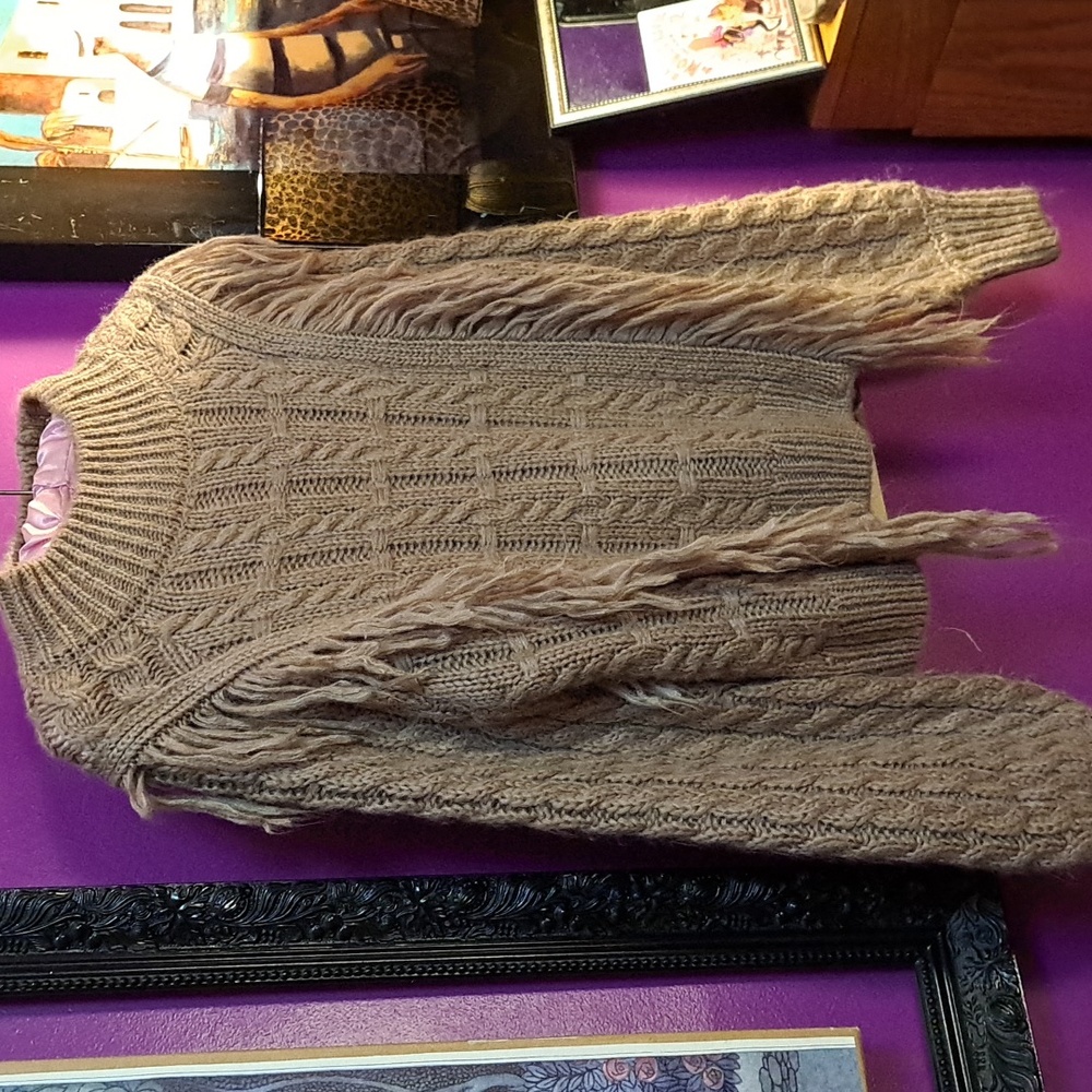 Altered State Brown Cable Knit Fringe Sweater. Size Small - Picture 3 of 8